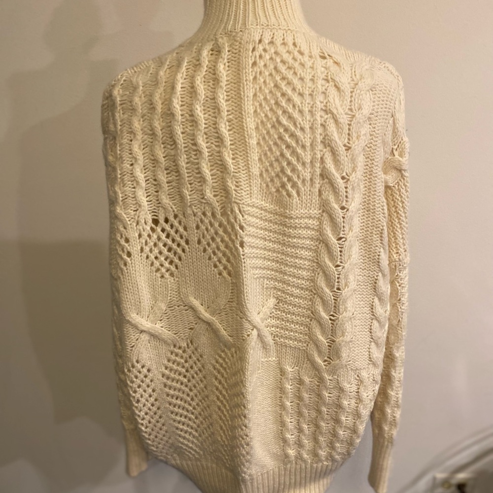 ATHLETA BEDFORD wool chunky, oversized, knitted cable turtleneck size L - Picture 3 of 10